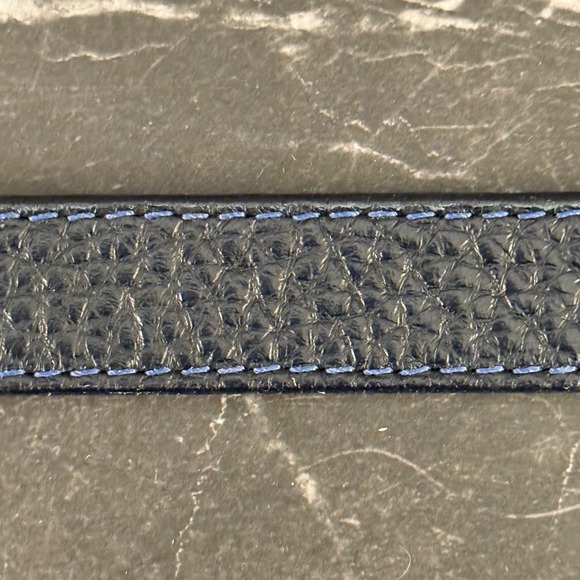 Women L.L. Bean Leather Belt 30 Blue Pebbled Full Grain Brass Buckle-Excellent - Picture 3 of 7